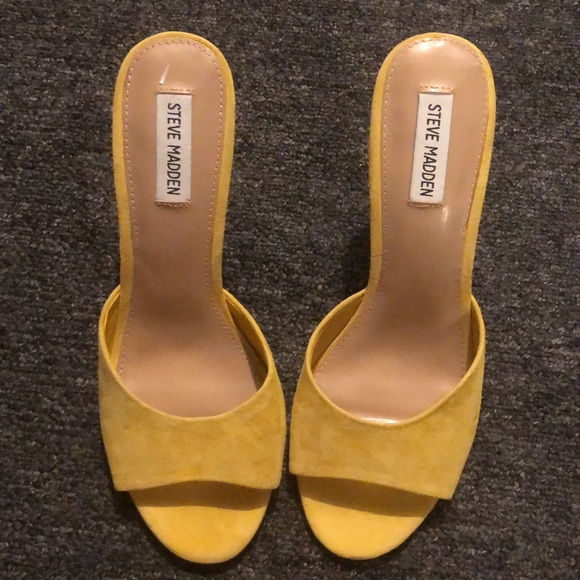 Steve Madden Brand Erin Style Open Toe Slingback Heels Women's size 9.5 Yellow - Picture 2 of 5